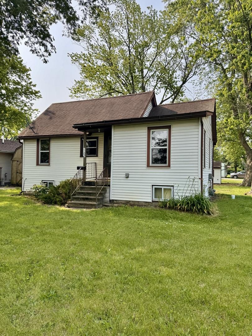 1202 E Water St., Pontiac, IL 61764