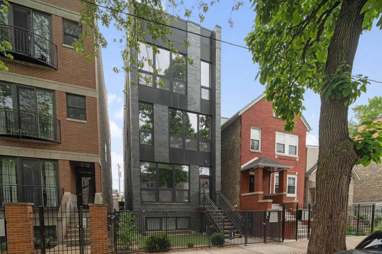 2449 W Haddon Ave. #3, Chicago, IL 60622