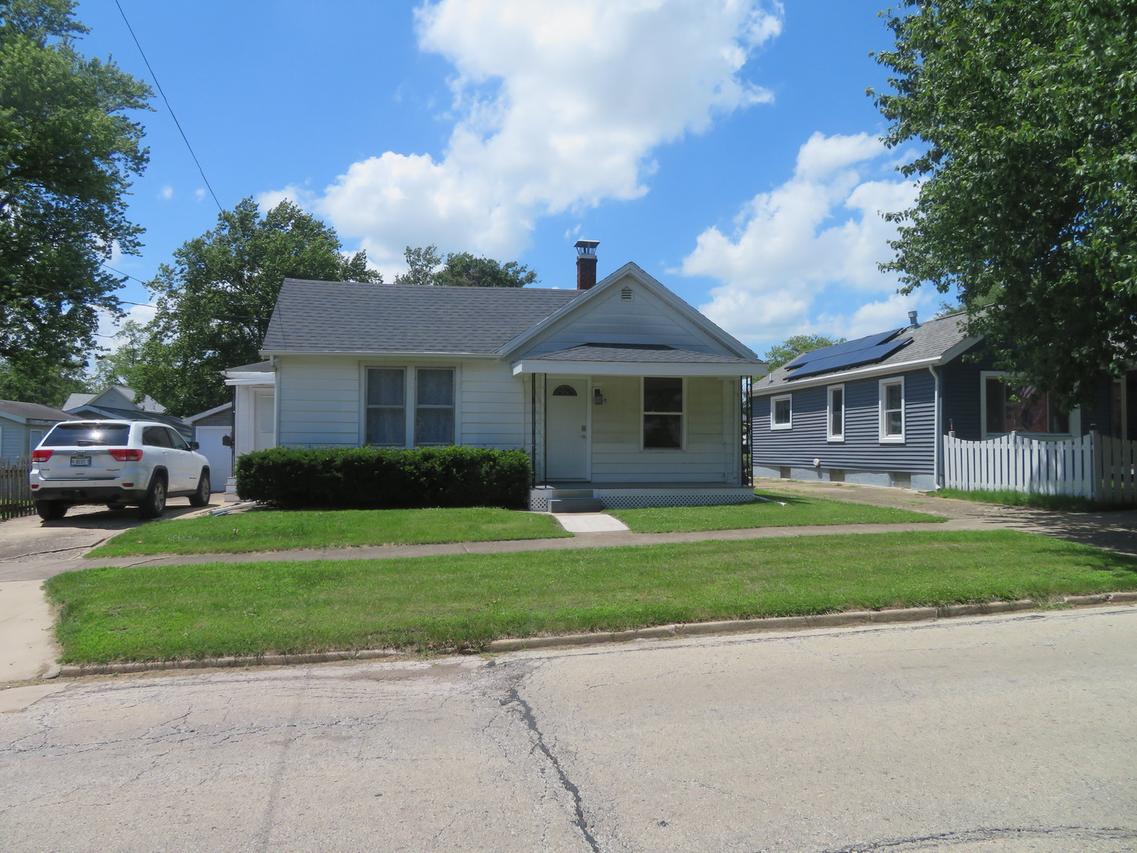 1210 N Western Ave., Bloomington, IL 61701