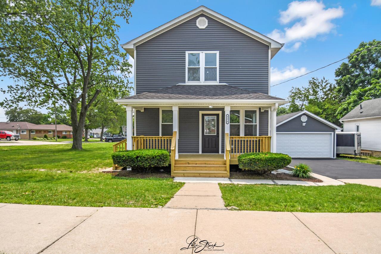 223 E 20th Ct., Lockport, IL 60441