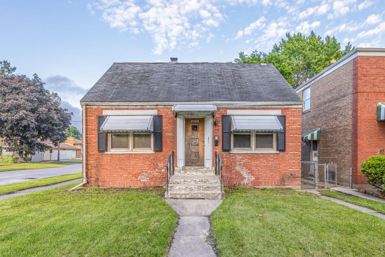 14201 S State St., Riverdale, IL 60827