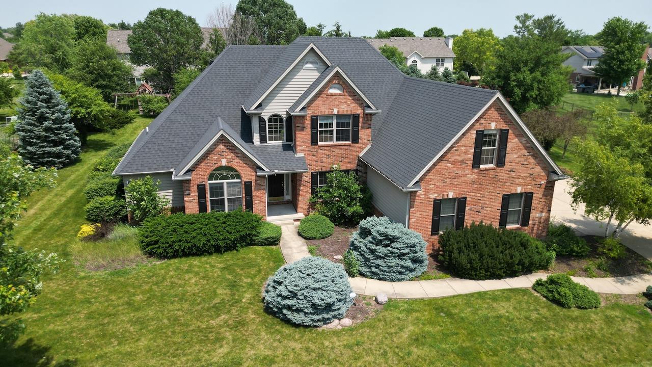 1904 Mullikin Dr., Champaign, IL 61822