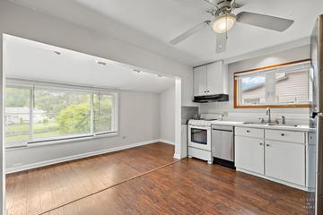 224 N Main St., Crystal Lake, IL 60014