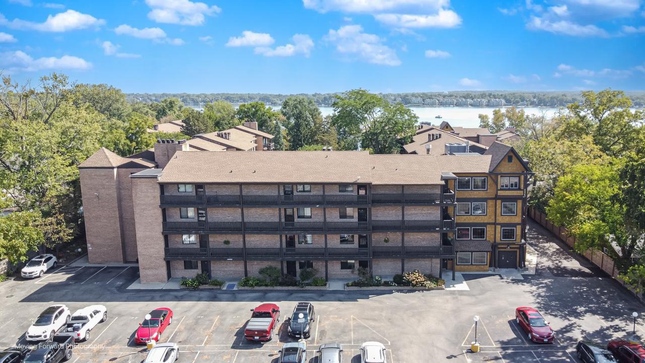 450 N Main St. #S307A, Wauconda, IL 60084