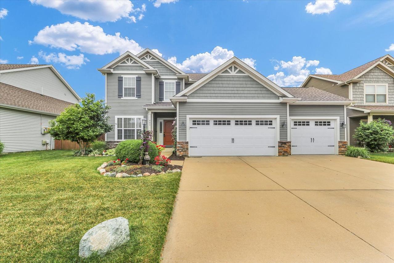 407 Banbury Ln., Savoy, IL 61874