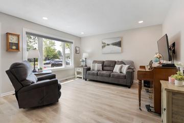 420 Harbor Ter., Bartlett, IL 60103