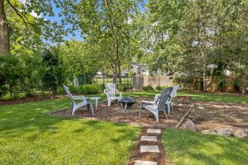 420 Harbor Ter., Bartlett, IL 60103
