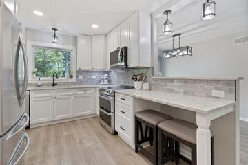 420 Harbor Ter., Bartlett, IL 60103