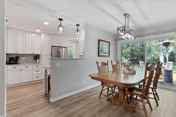 420 Harbor Ter., Bartlett, IL 60103