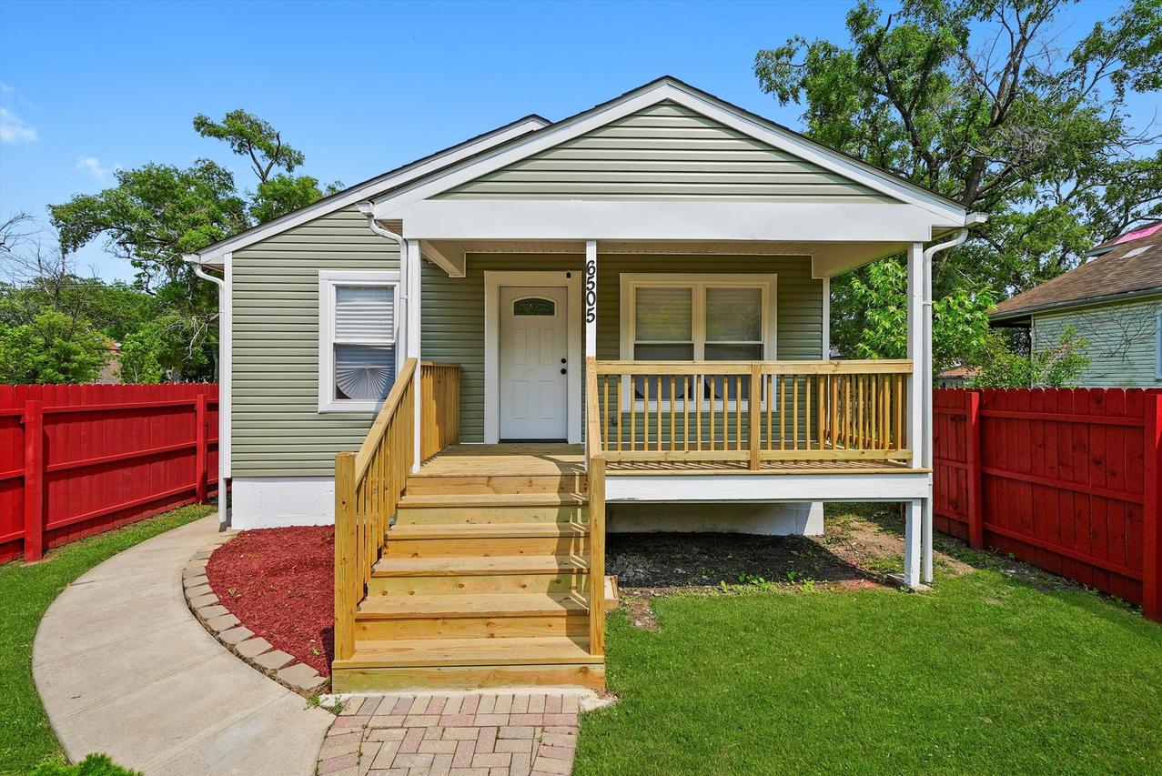 6505 S Wood St., Chicago, IL 60636