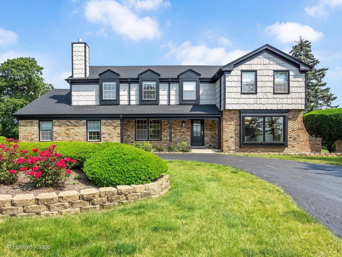 8 Wyndham Ct., Oak Brook, IL 60523