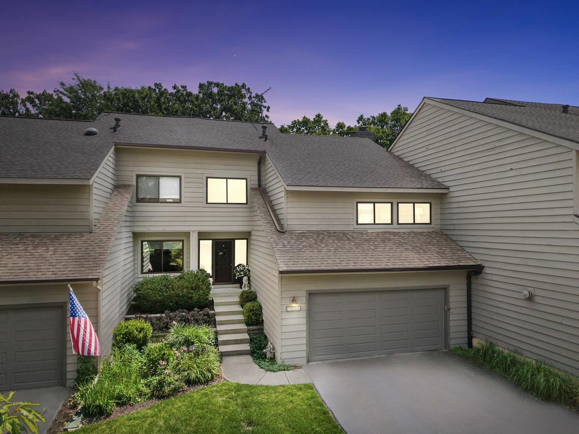 1541 Kirkwood Dr., Geneva, IL 60134