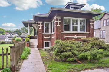 737 S East Ave., Oak Park, IL 60304