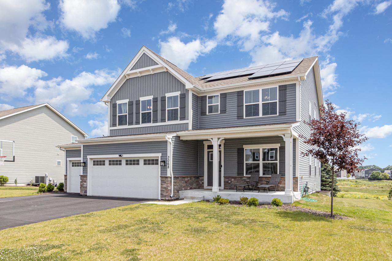 3068 Grande Tr., Yorkville, IL 60560