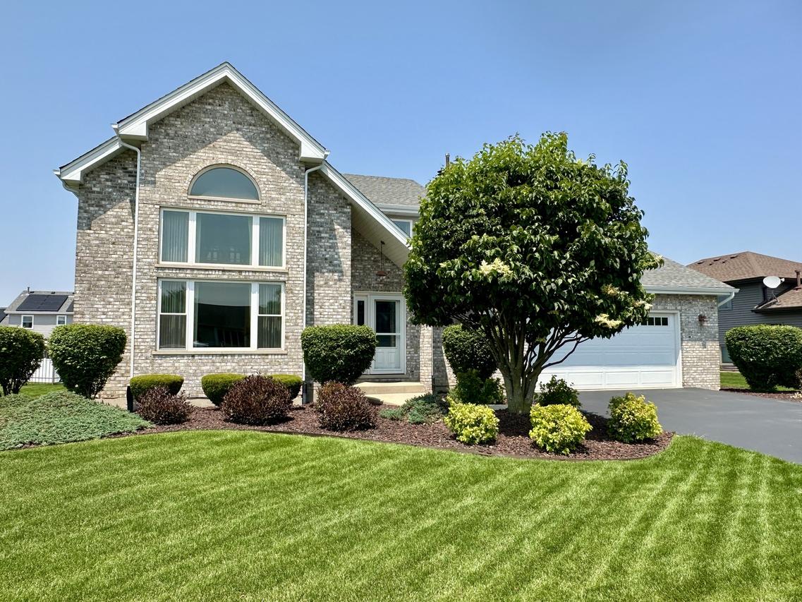 1561 Knight Ave., New Lenox, IL 60451