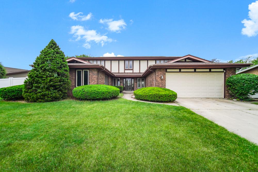 12850 S Westport Dr., Palos Park, IL 60464