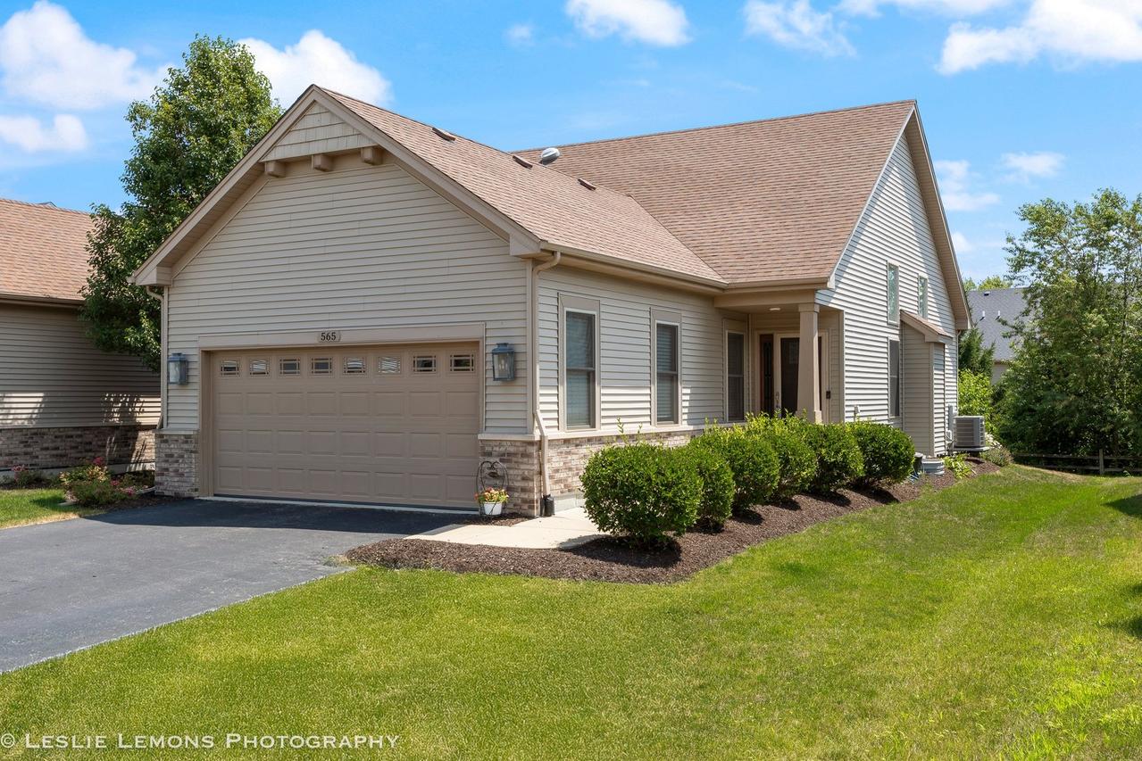 565 Sudbury Cir., Oswego, IL 60543