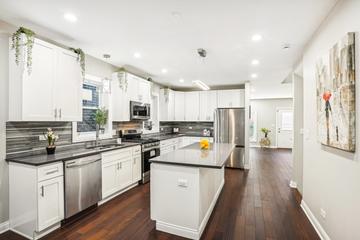 2922 W Polk St., Chicago, IL 60612