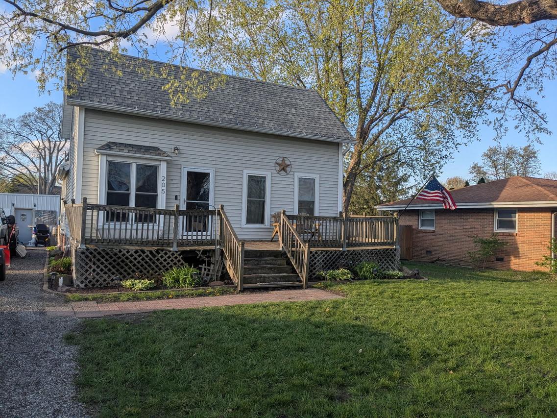 205 E South St., Mansfield, IL 61854