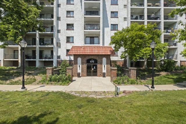 475 Plum Creek Dr. #111, Wheeling, IL 60090