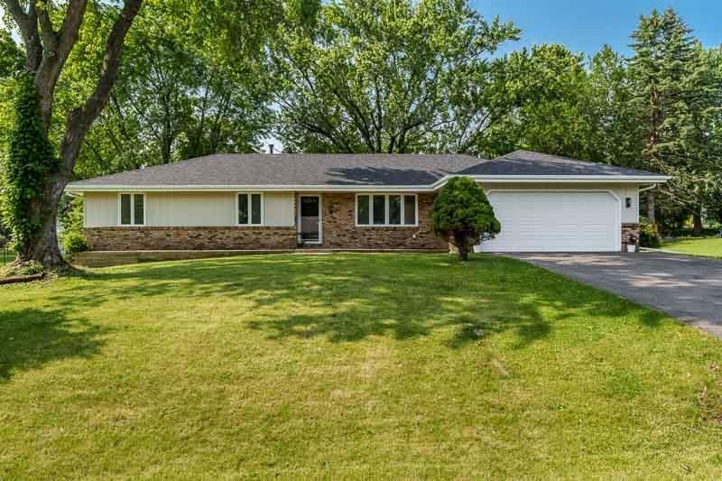 7329 Cornflower Rd., Cherry Valley, IL 61016