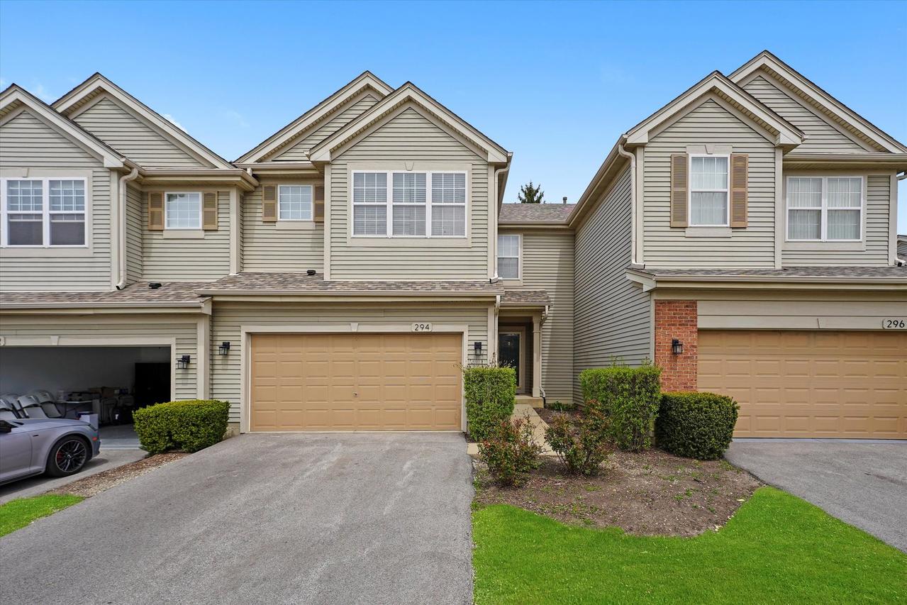 294 Blue Spruce Ln., Glendale Heights, IL 60139