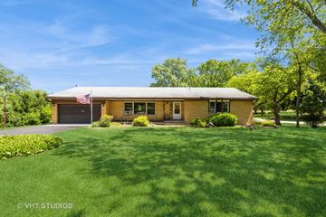 1221 S Grove Ave., Barrington, IL 60010