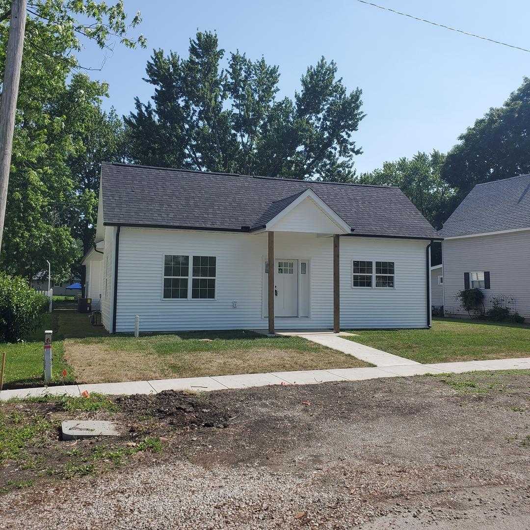 409 E Buckner St., Tuscola, IL 61953