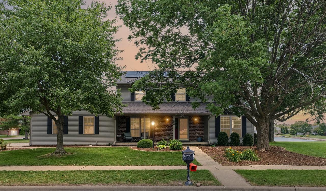 306 N Beringer Cir., Urbana, IL 61802