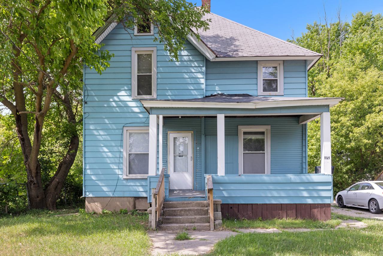 1121 Blaisdell St., Rockford, IL 61101