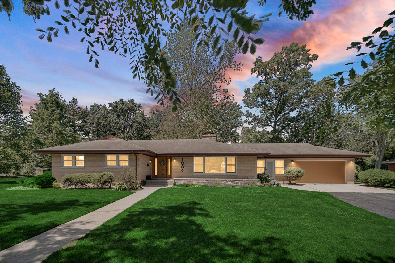 1006 Gardner Rd., Flossmoor, IL 60422