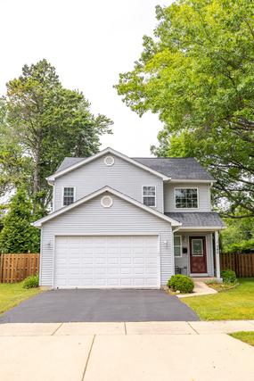 340 Hubbard Ave., Elgin, IL 60123
