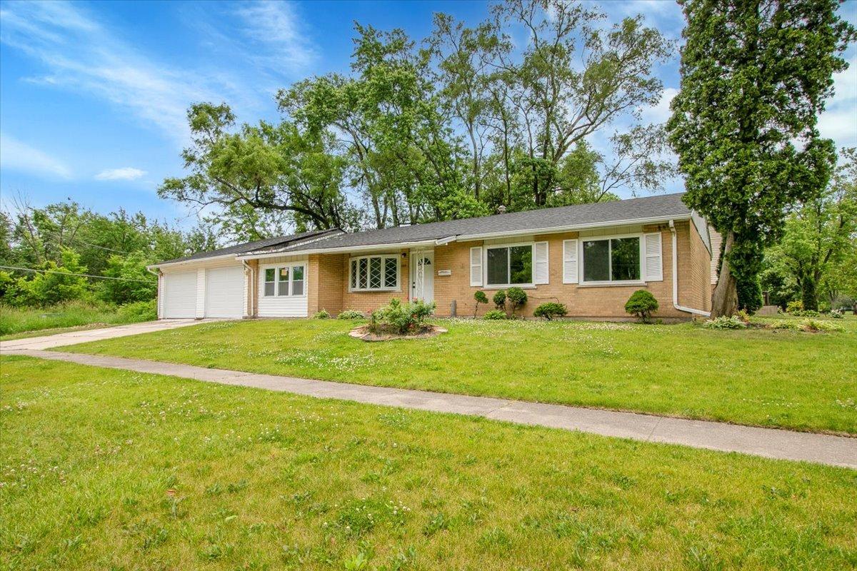 549 Allen Ln., University Park, IL 60484