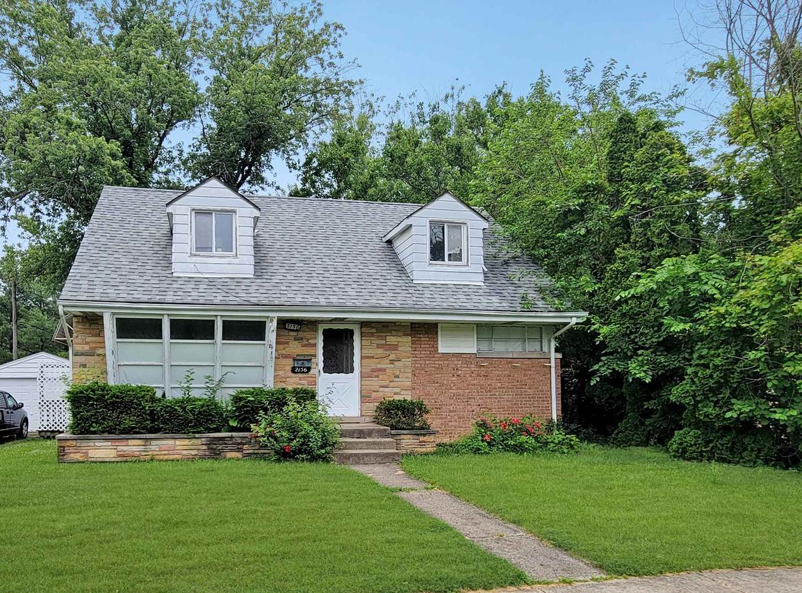 2156 Downey Rd., Homewood, IL 60430