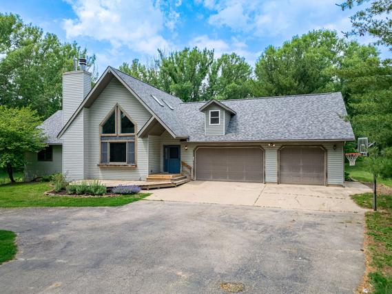 4293 W Rockton Rd., Roscoe, IL 61073