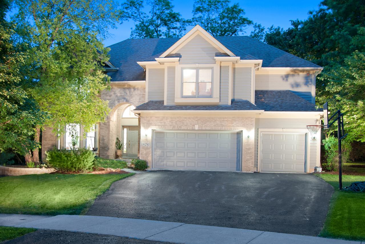 876 Hampstead Ct., Barrington, IL 60010
