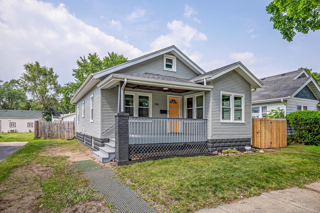 2116 17th Ave., Rockford, IL 61104