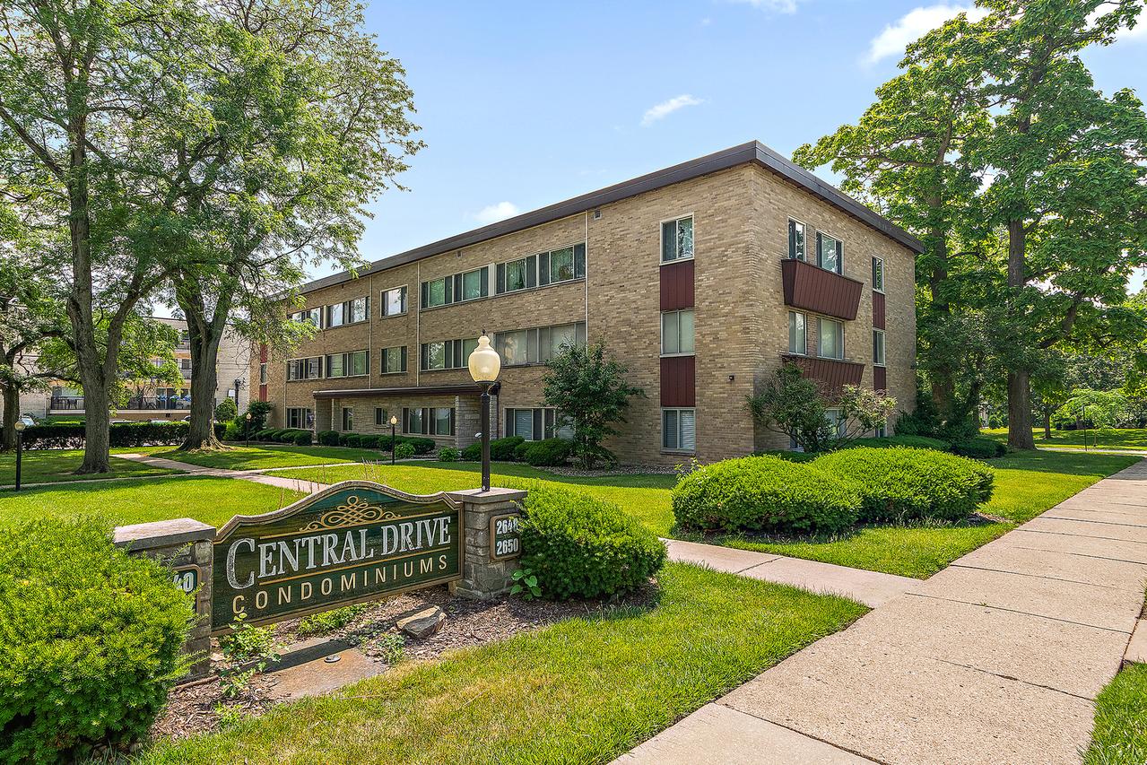 2648 Central Dr. #GN, Flossmoor, IL 60422