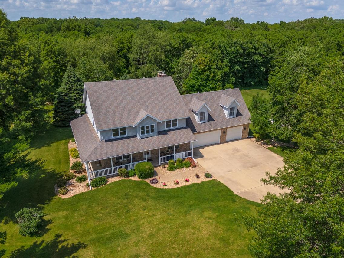 13494 E 75 North Rd., Heyworth, IL 61745
