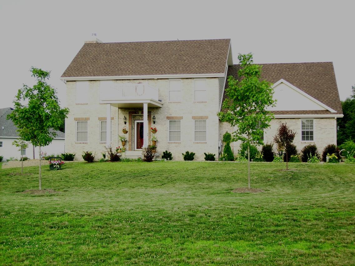 1425 Shorewood Dr., St. Anne, IL 60964