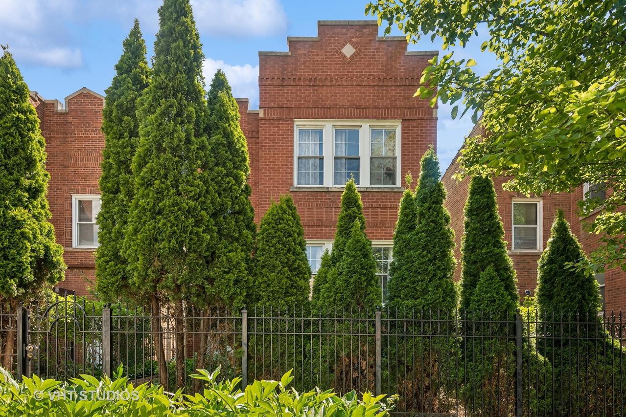 3751 N Sacramento Ave., Chicago, IL 60618