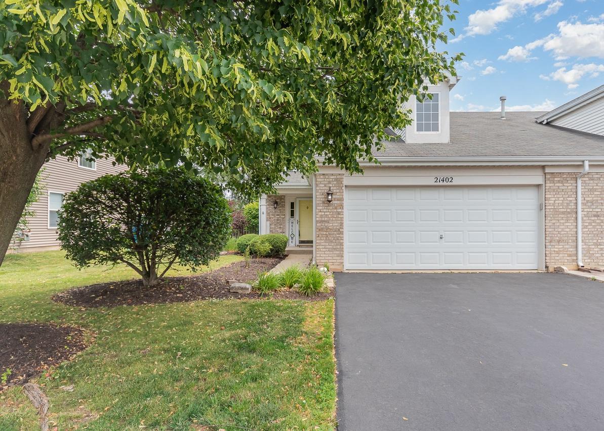 21402 Carlton St., Crest Hill, IL 60403