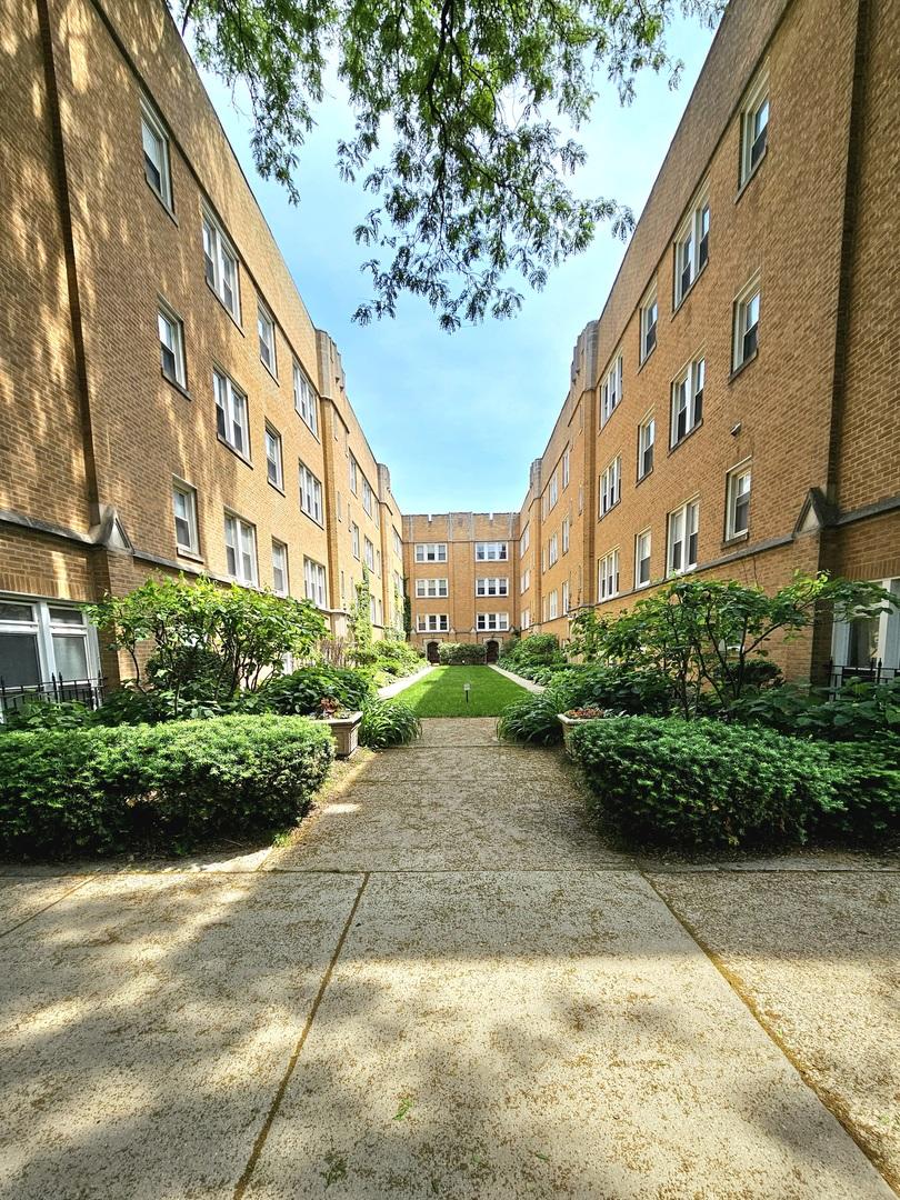 2537.5 Prairie Ave. #3N, Evanston, IL 60201