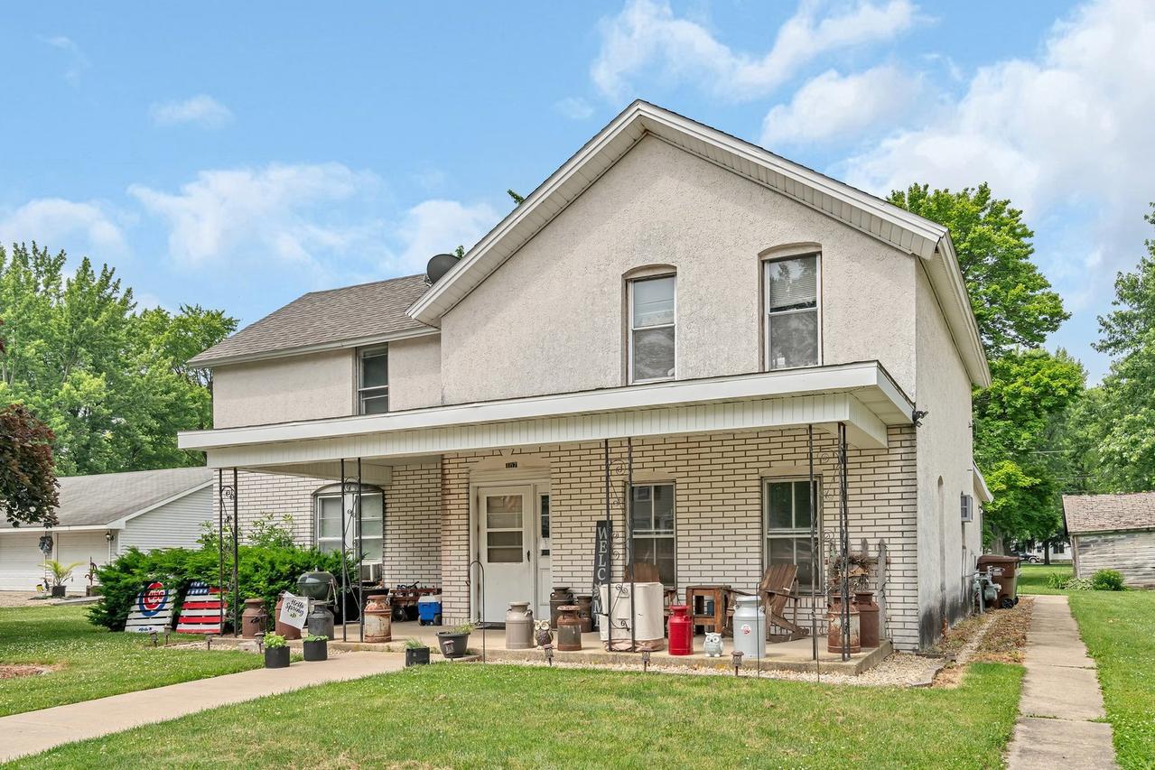 107 N Elm St., Gardner, IL 60424