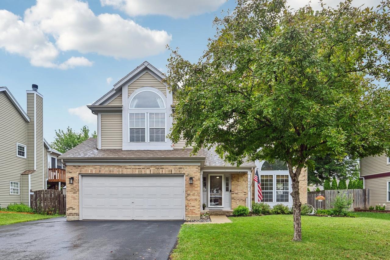 1643 Warrington Ln., Crystal Lake, IL 60014