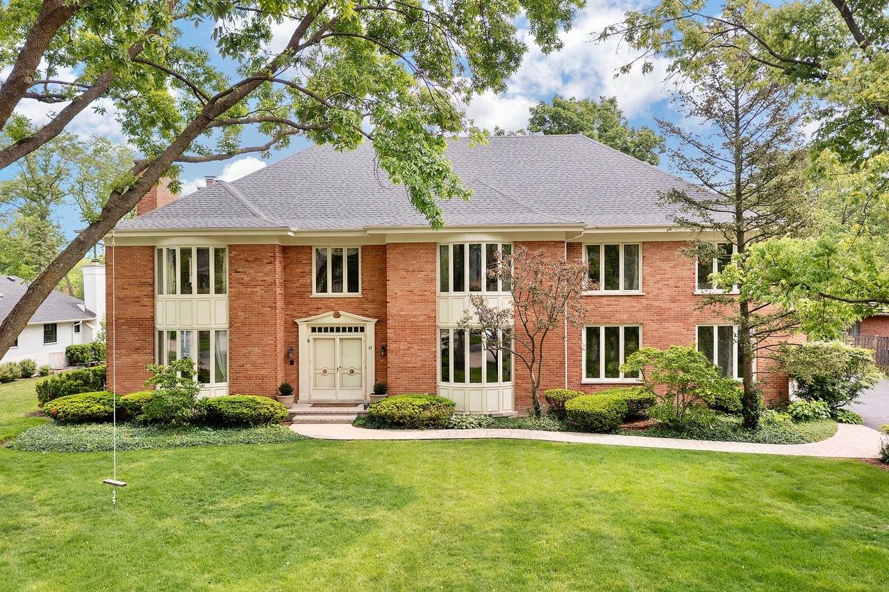 67 Brandon Rd., Northfield, IL 60093