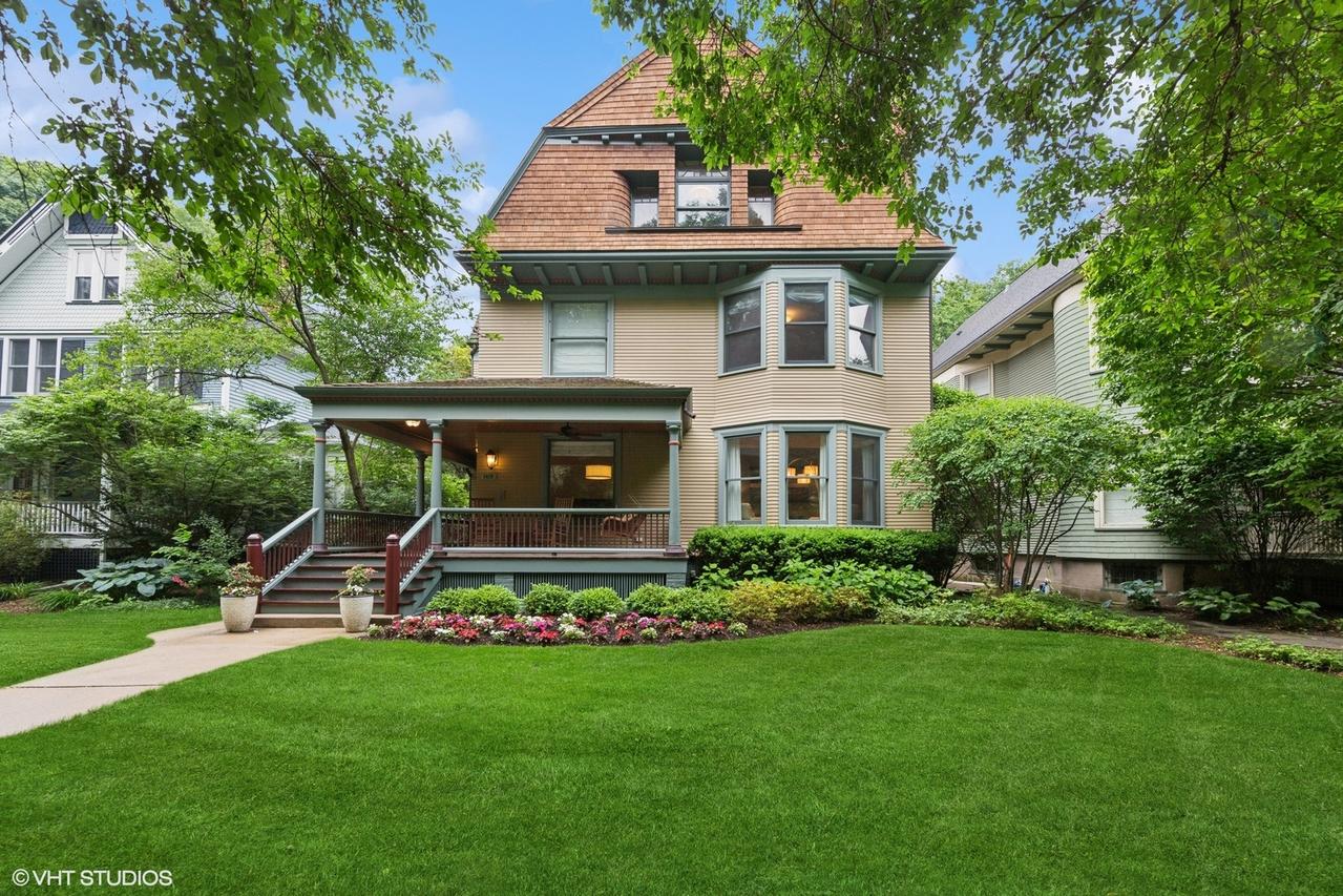 1419 Judson Ave., Evanston, IL 60201