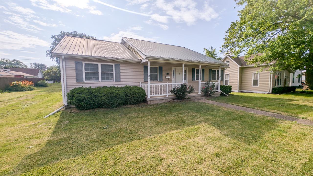 305 N Main St., Homer, IL 61849