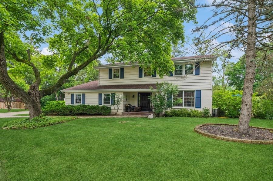2810 Beckwith Ct., Northbrook, IL 60062