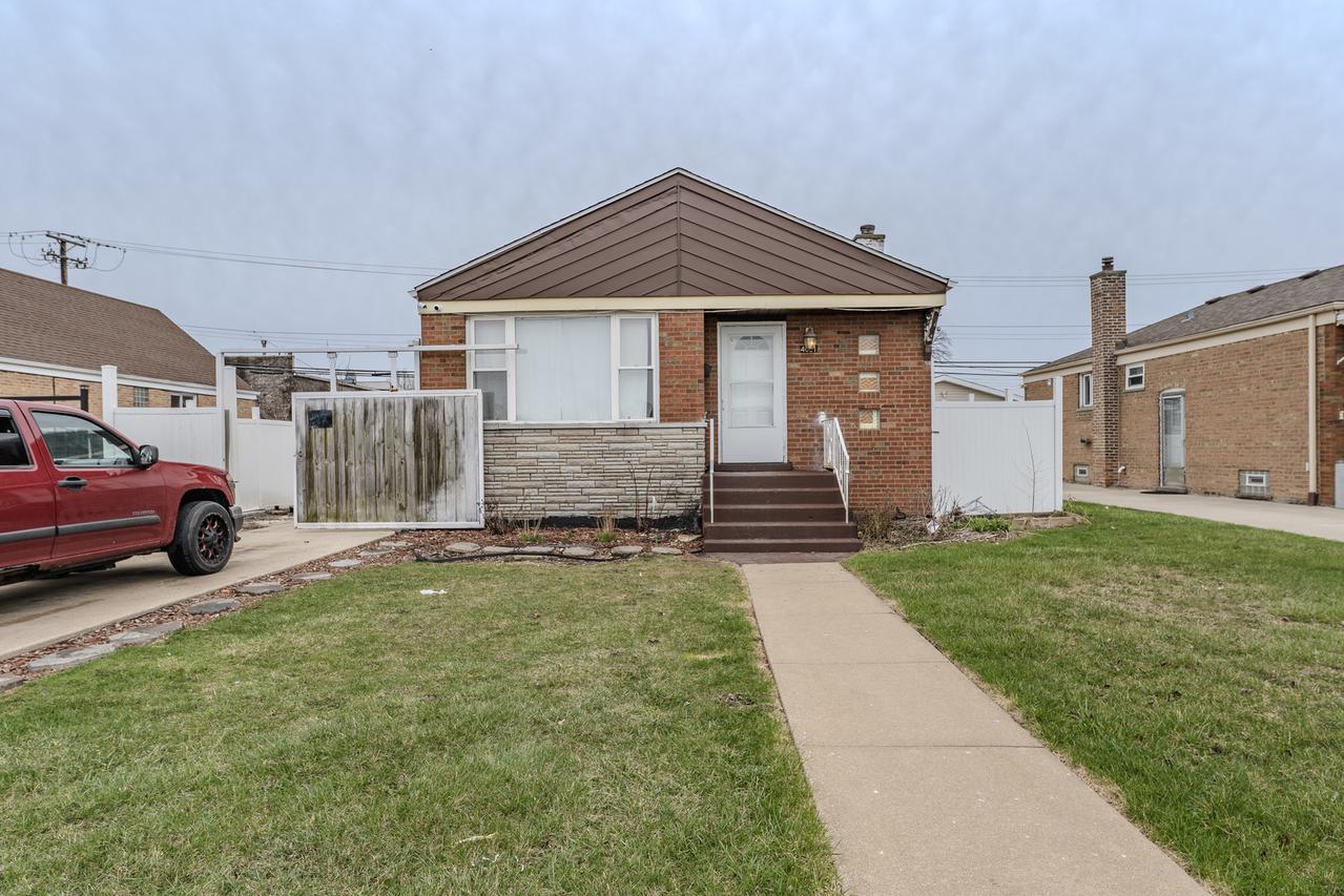 4021 W 82nd Pl., Chicago, IL 60652